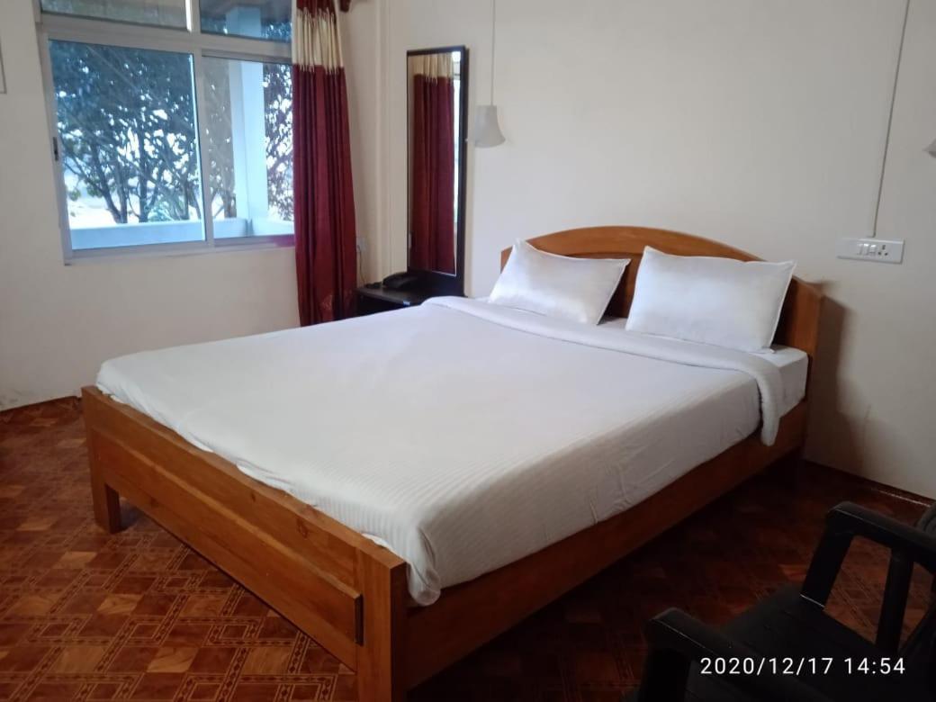 Hotel Abode Me Me Ai Haven Czerapuńdżi Zewnętrze zdjęcie