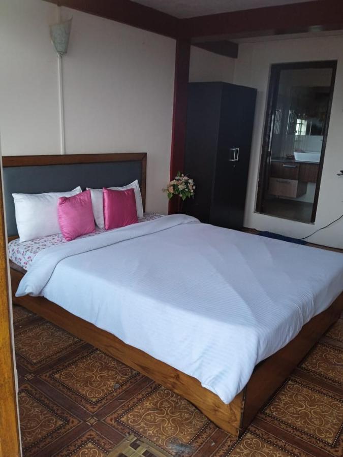 Hotel Abode Me Me Ai Haven Czerapuńdżi Zewnętrze zdjęcie