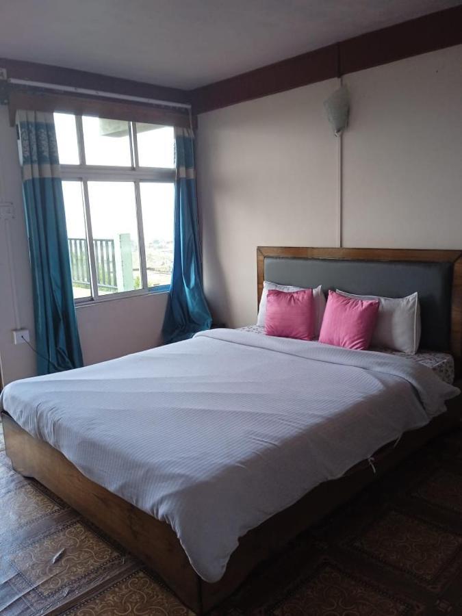 Hotel Abode Me Me Ai Haven Czerapuńdżi Zewnętrze zdjęcie