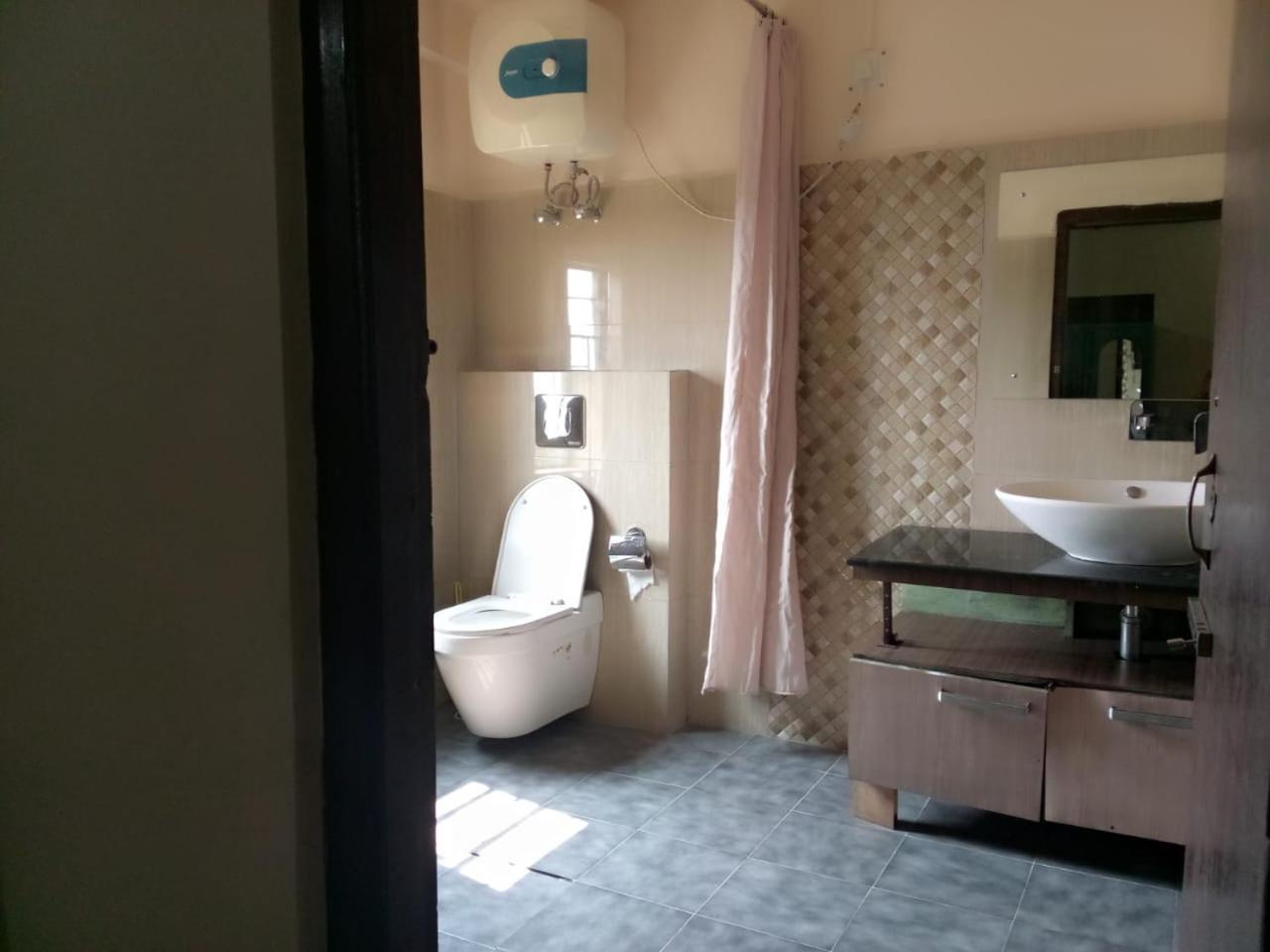 Hotel Abode Me Me Ai Haven Czerapuńdżi Zewnętrze zdjęcie