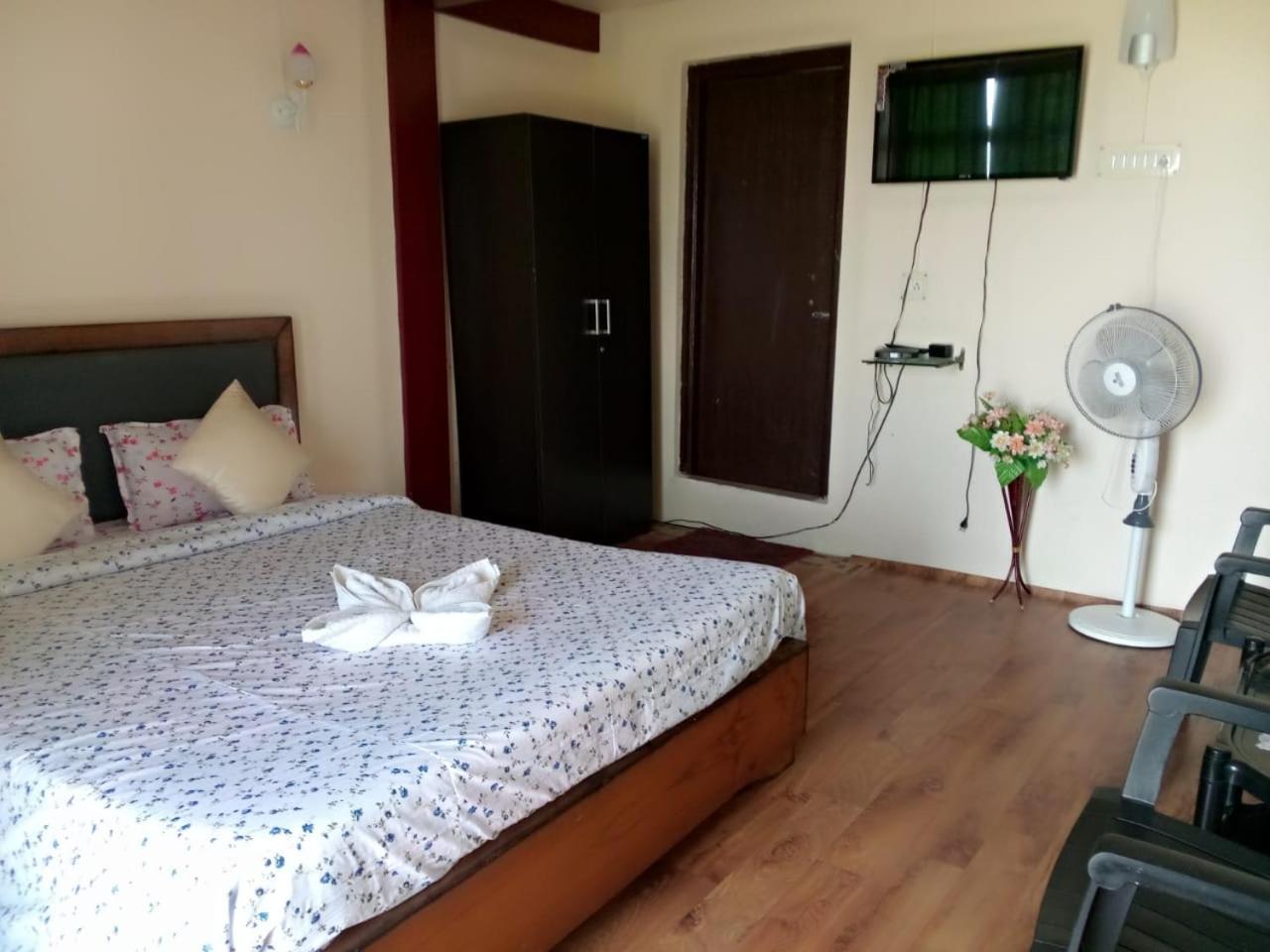 Hotel Abode Me Me Ai Haven Czerapuńdżi Zewnętrze zdjęcie