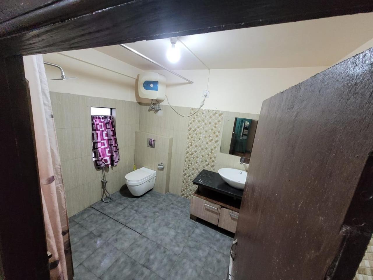 Hotel Abode Me Me Ai Haven Czerapuńdżi Zewnętrze zdjęcie